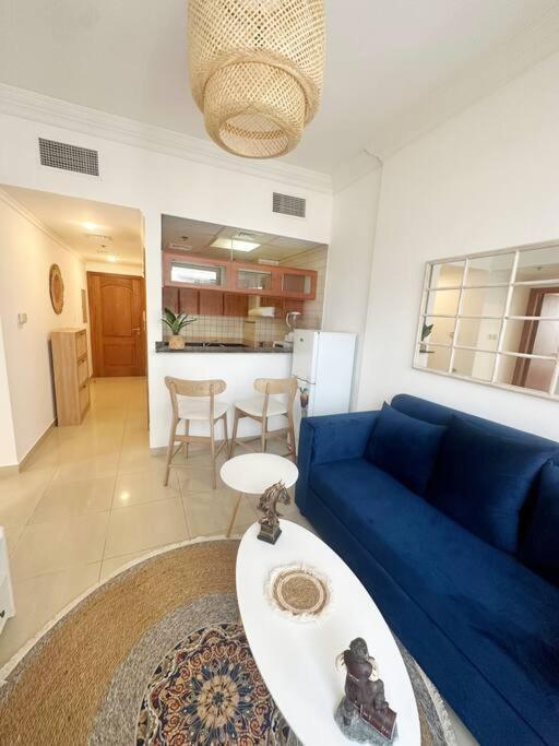 Stunning Bohemian 1 Bedroom In Marina Near Beach, Metro Apartment
